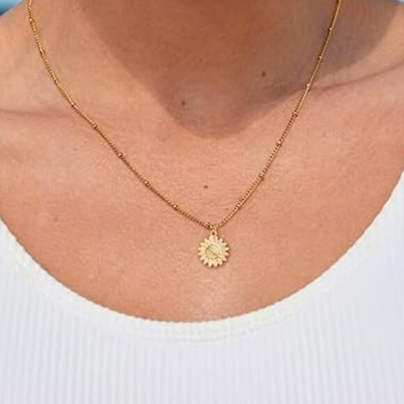 Neiman Marcus 14k Gold Plated Sunflower Necklace - Picture 3 of 5